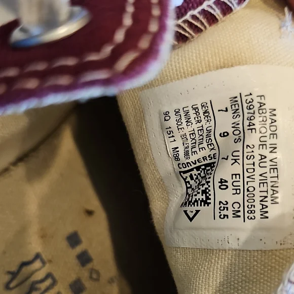 Converse All Stars Burgans Sneakers Shoes Women's Size 9 Men's Size 7 - Picture 9 of 9